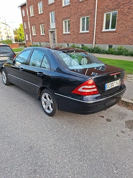 Mercedes-Benz C180 2007 photo 5