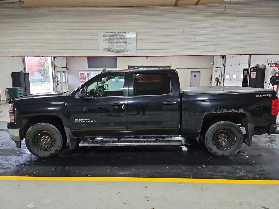 Chevrolet Silverado 1500 2015 photo 2