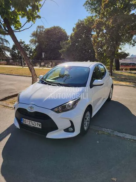 Toyota Yaris 2023 photo 3