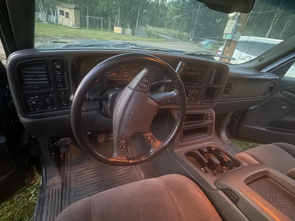 Chevrolet Silverado 1500 2006 photo 2