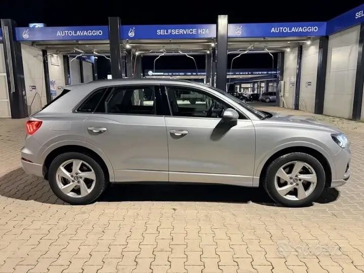 Audi Q3 2019 photo 3