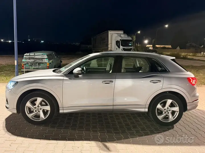 Audi Q3 2019 photo 4
