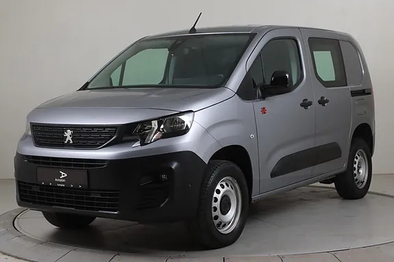 Peugeot Partner 2021 photo 2