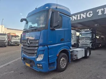 Mercedes-Benz Actros