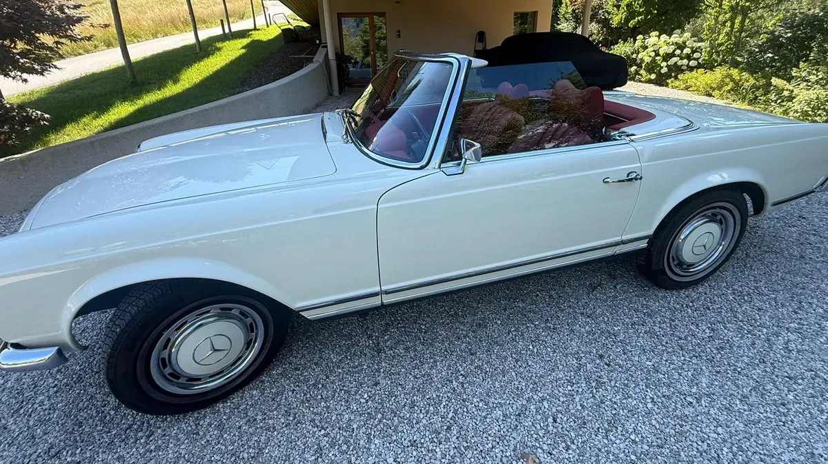 Mercedes-Benz 280 1971 photo 3