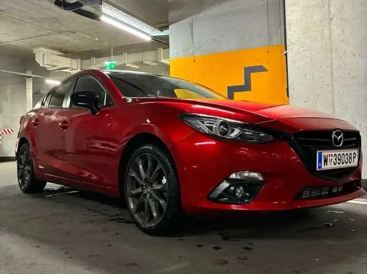 Mazda Mazda3 2014 photo 2
