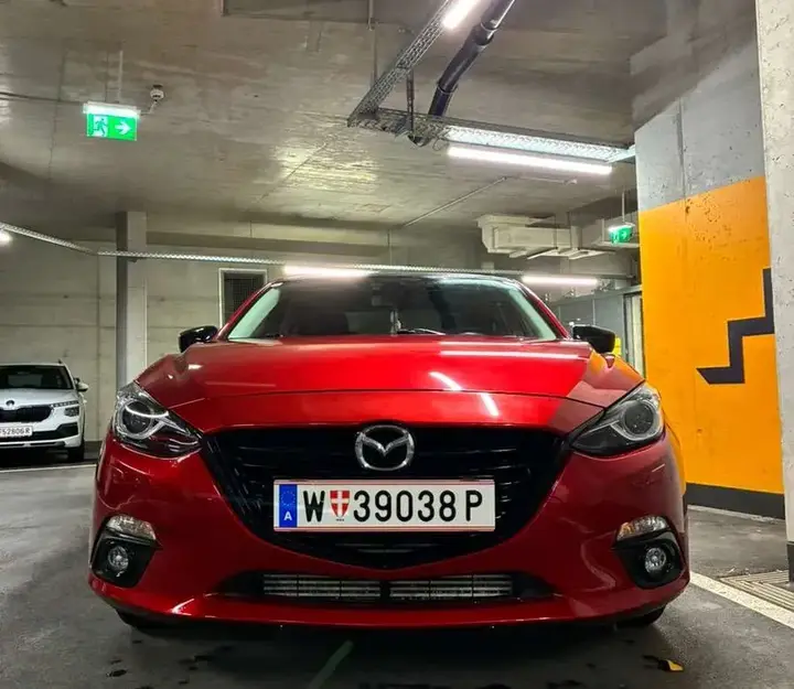 Mazda Mazda3 2014 photo 3
