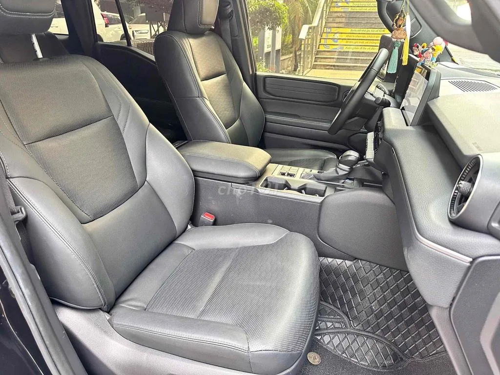 Toyota Land Cruiser Prado 2025 photo 5