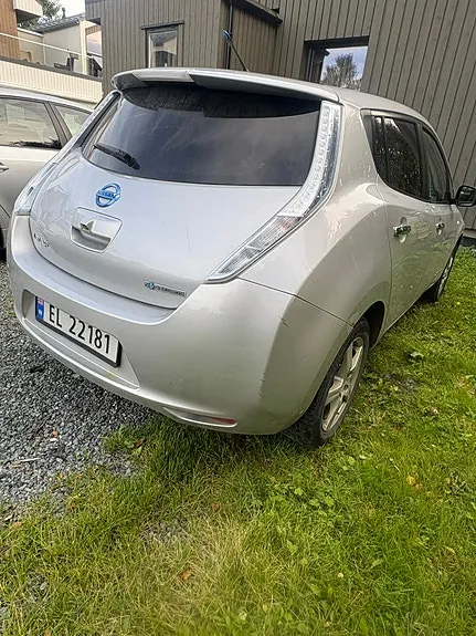 Nissan Leaf 2013 photo 4