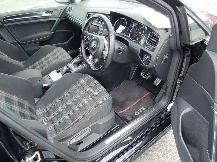 Volkswagen Golf 2013 photo 5