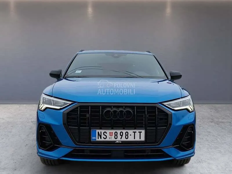 Audi Q3 2021 photo 2
