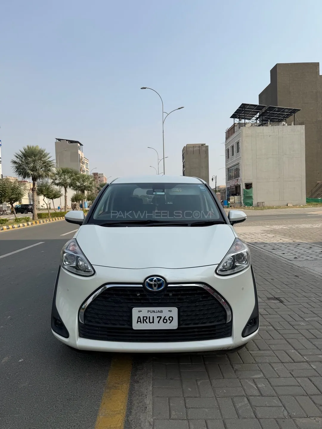 Toyota Sienta