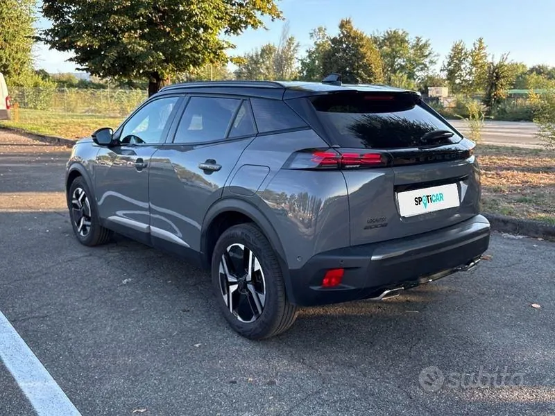 Peugeot 2008 2024 photo 3