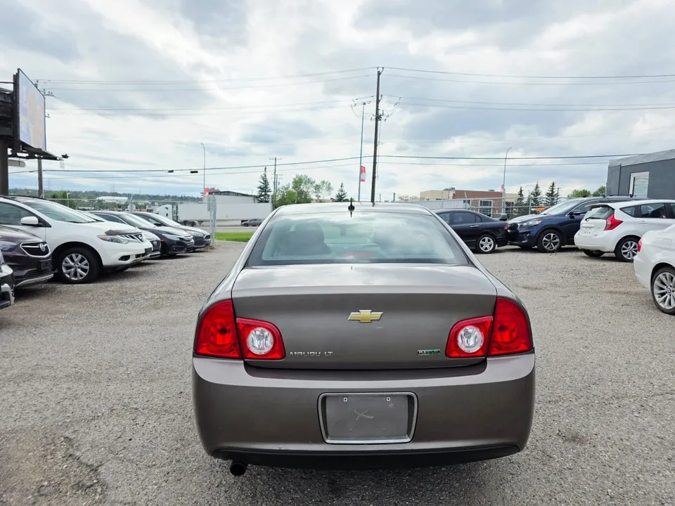 Chevrolet Malibu 2011 photo 5