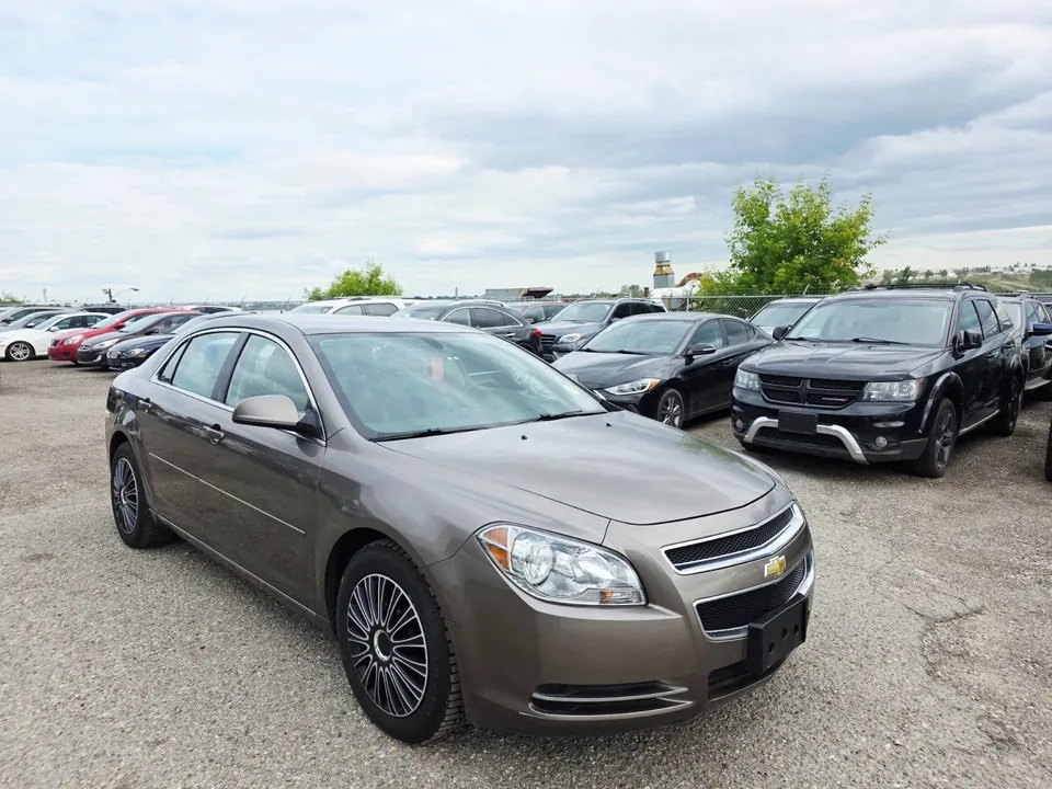 Chevrolet Malibu 2011 photo 3