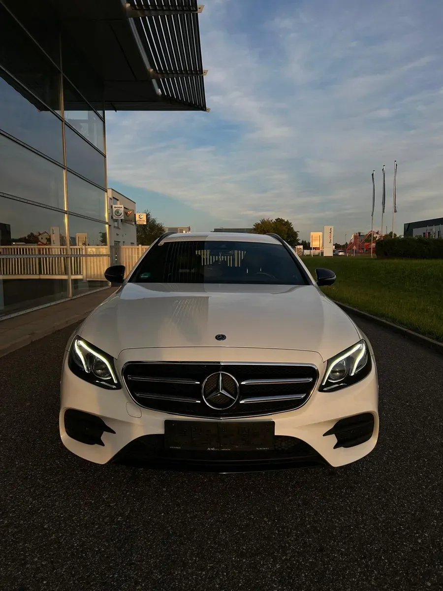 Mercedes-Benz E-Class 2018 photo 3