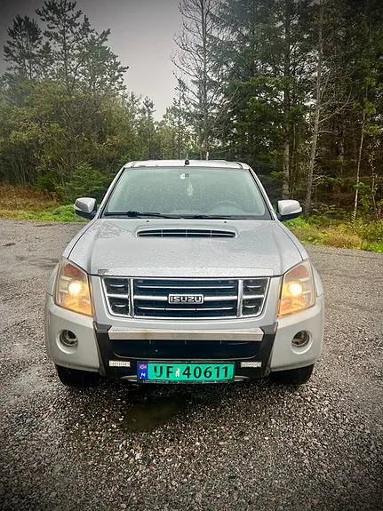 Isuzu D-Max 2008 photo 2