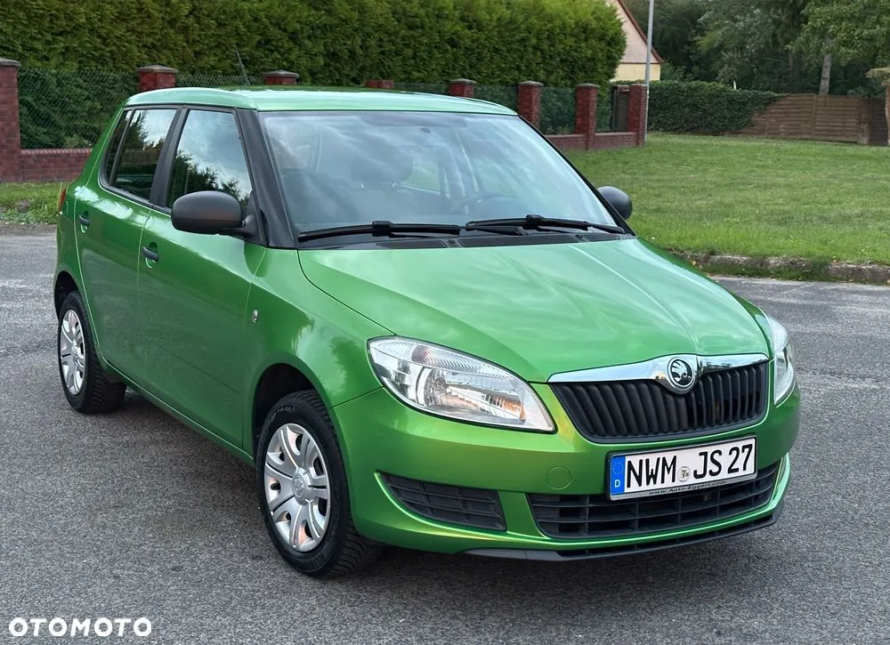 Skoda Fabia 2014 photo 2
