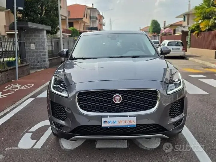 Jaguar E-Pace 2020 photo 2