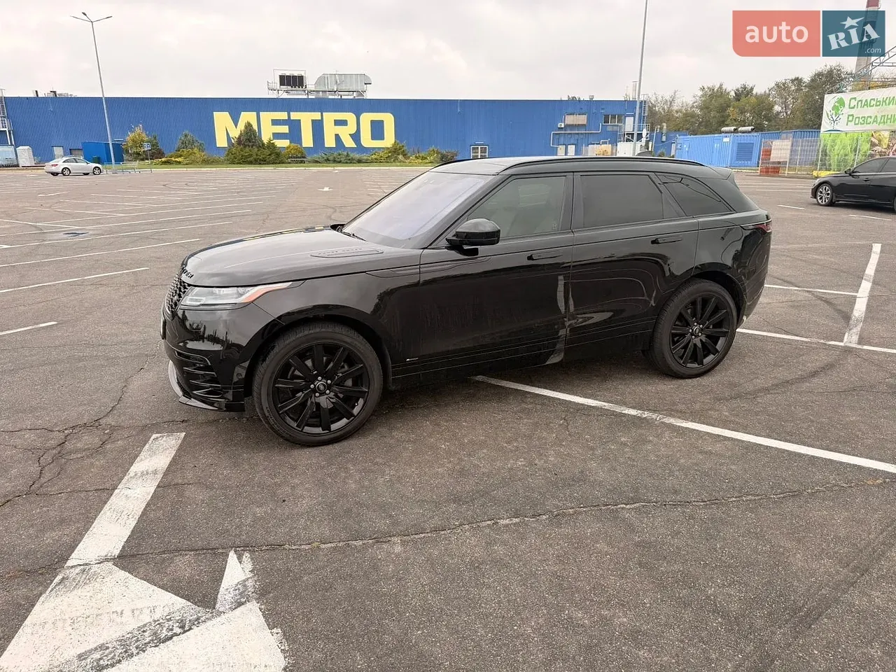 Land Rover Range Rover Velar 2019 photo 3