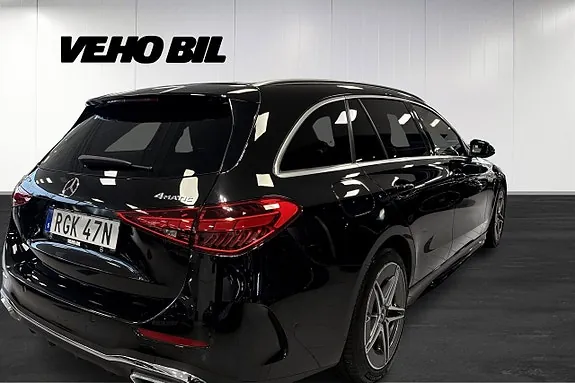 Mercedes-Benz C300 2025 photo 3