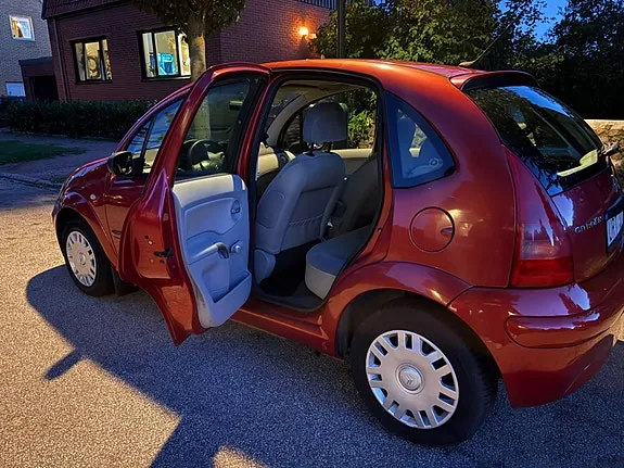 Citroen C3 2004 photo 2