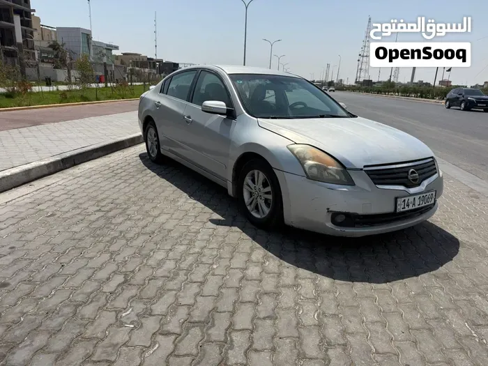 Nissan Altima 2009 photo 2