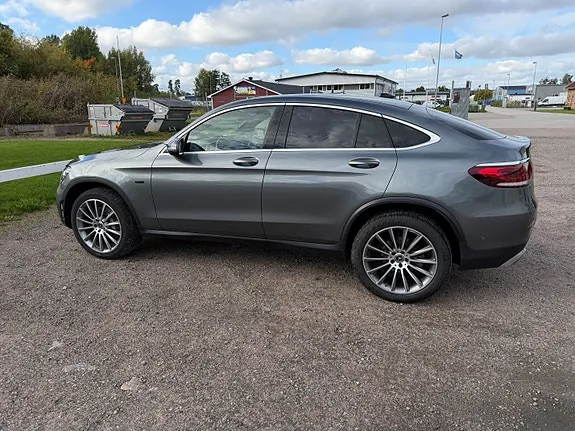 Mercedes-Benz Glc300 E 2021 photo 2