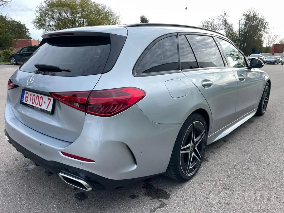 Mercedes-Benz C200 2022 photo 4