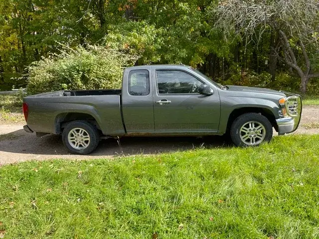 Chevrolet Colorado 2001 photo 2