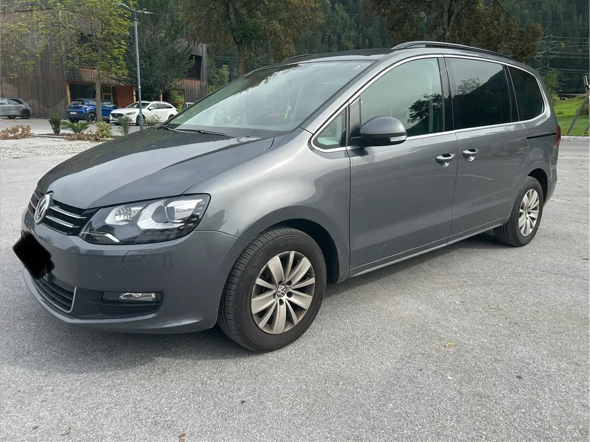Volkswagen Sharan 2016 photo 2