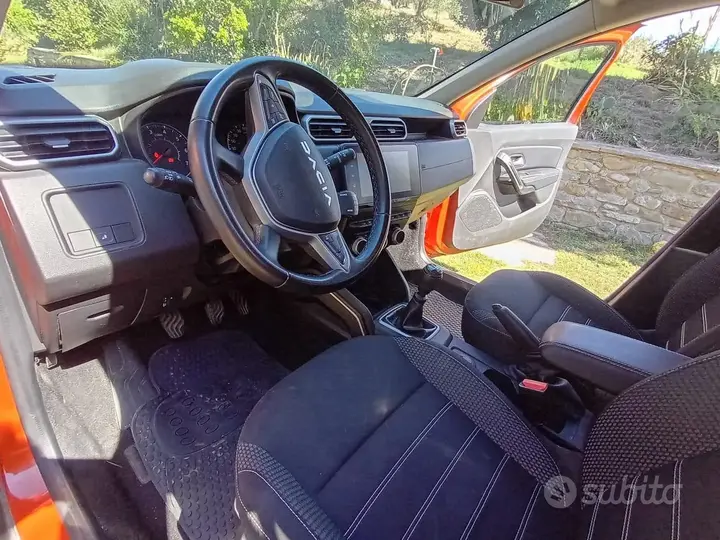 Dacia Duster 2023 photo 4