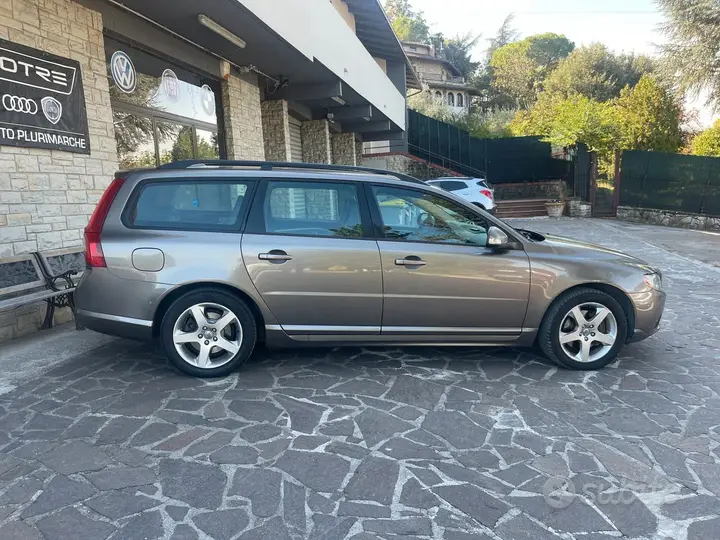 Volvo V70 2007 photo 3