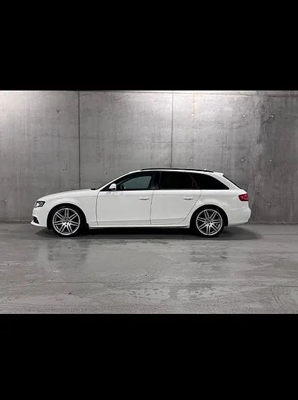 Audi A4 2011 photo 4