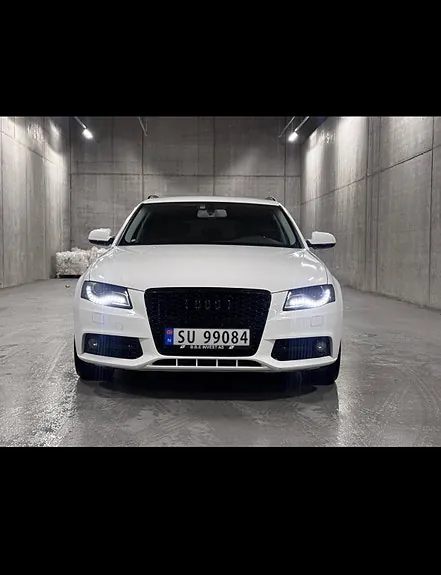 Audi A4 2011 photo 2