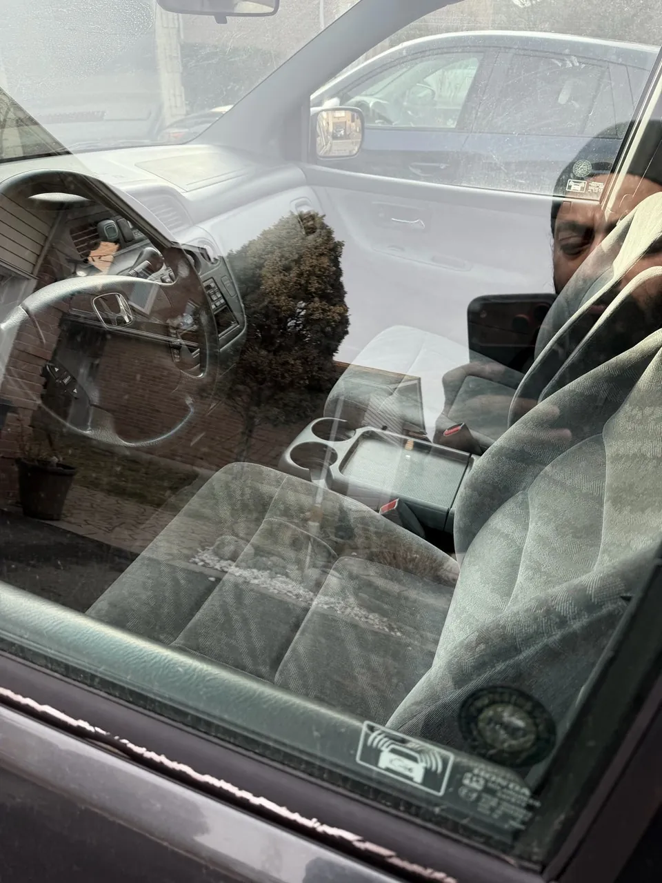 Honda Odyssey 2003 photo 2