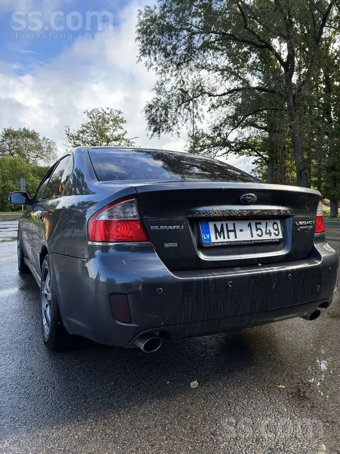Subaru Legacy 2006 photo 2