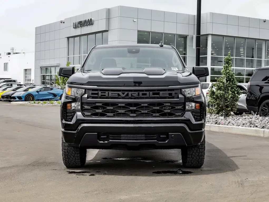 Chevrolet Silverado 1500 2026 photo 3