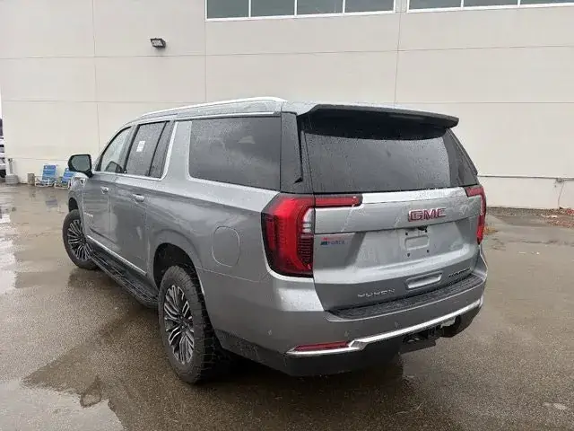 GMC Yukon Xl 2025 photo 4