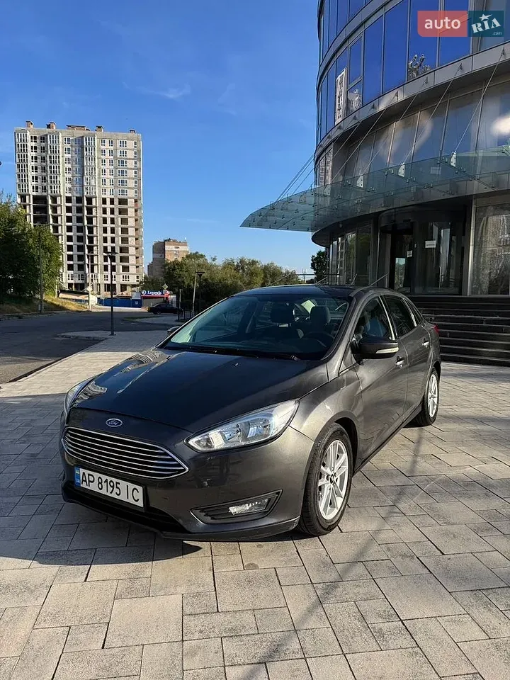 Ford Focus 2017 photo 2