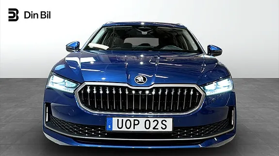 Skoda Superb 2025 photo 4