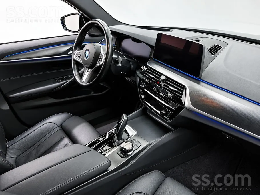 BMW 530E Touring 2022 photo 5