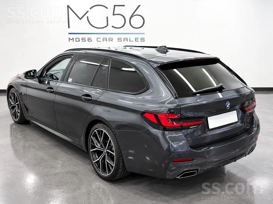 BMW 530E Touring 2022 photo 3