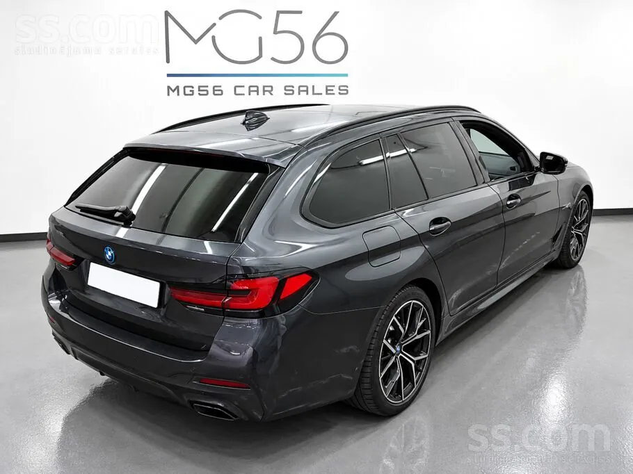 BMW 530E Touring 2022 photo 4