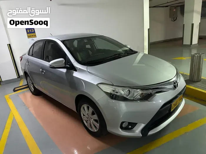 Toyota Yaris 2014 photo 2