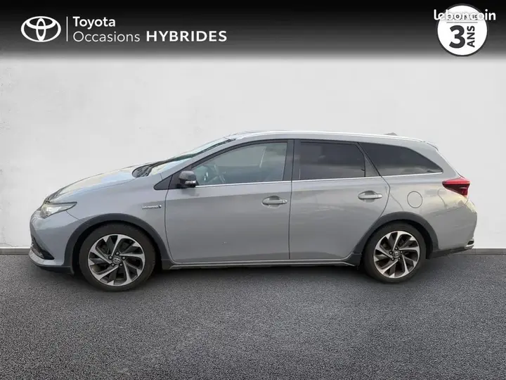 Toyota Auris Touring Sports 2018 photo 5