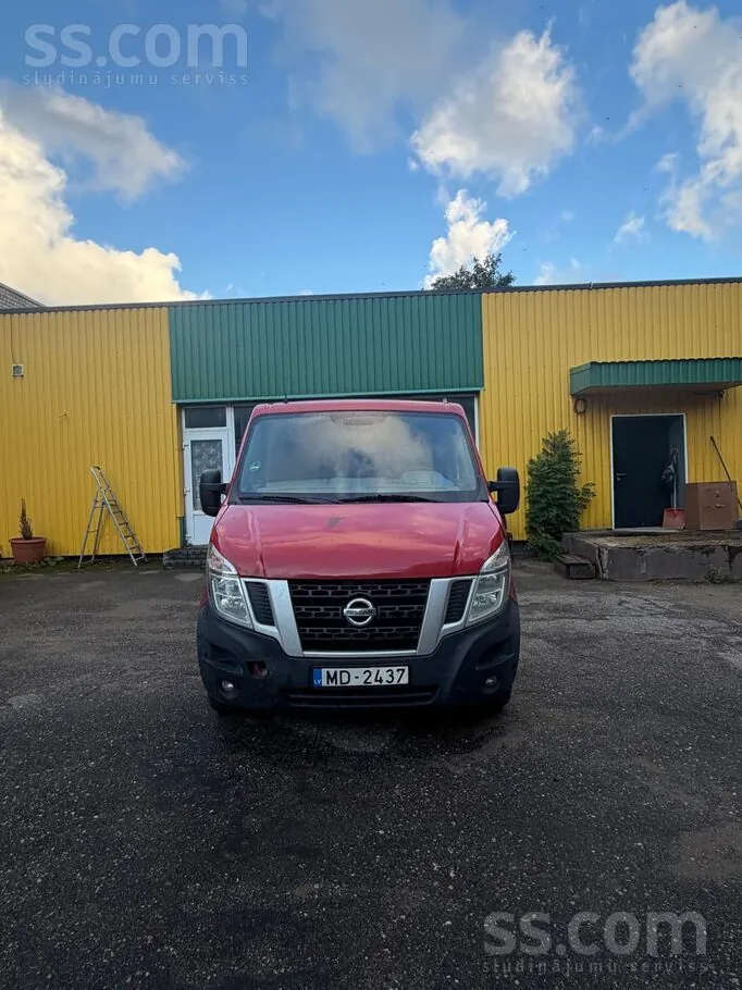 Nissan Nv400 2014 photo 3