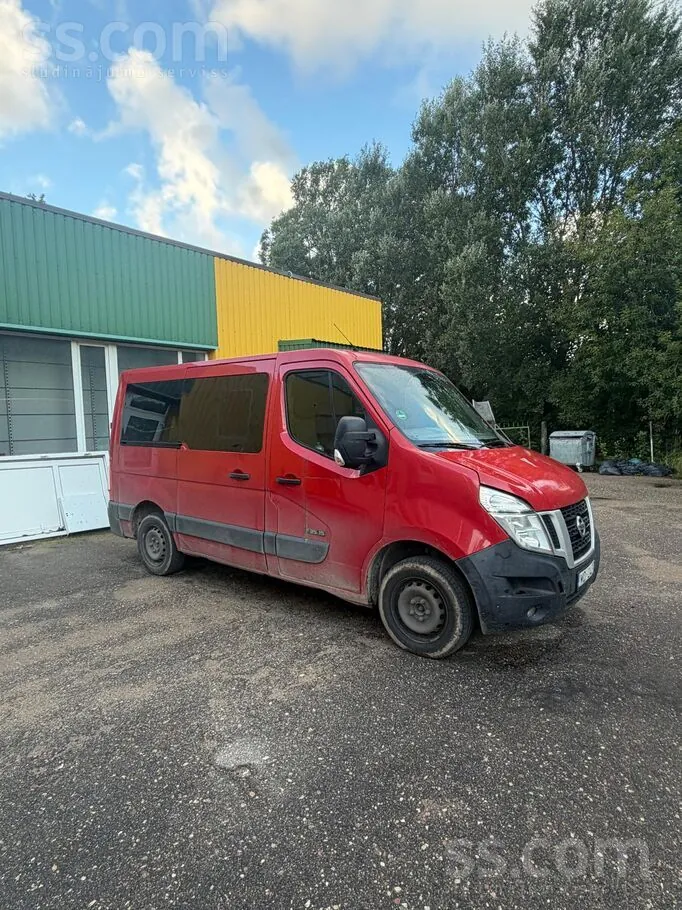 Nissan Nv400