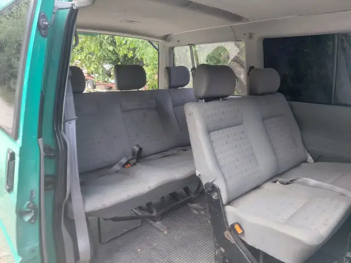 Volkswagen T4 1999 photo 3