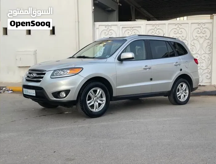 Hyundai Santa Fe 2012 photo 3